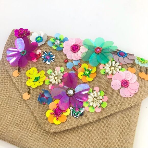 Boutique Multicolor 3D Spring Floral Embellished Burlap Clutch Purse - Picture 2 of 16